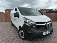 VAUXHALL VIVARO