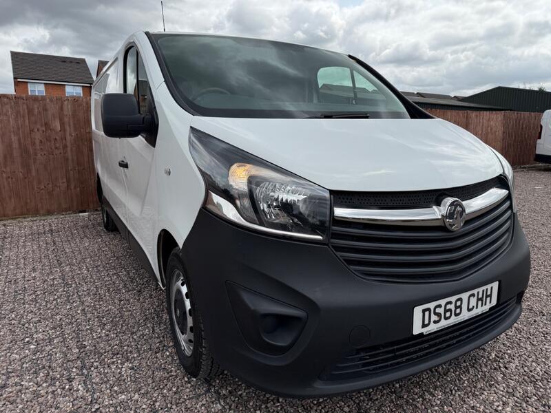 VAUXHALL VIVARO
